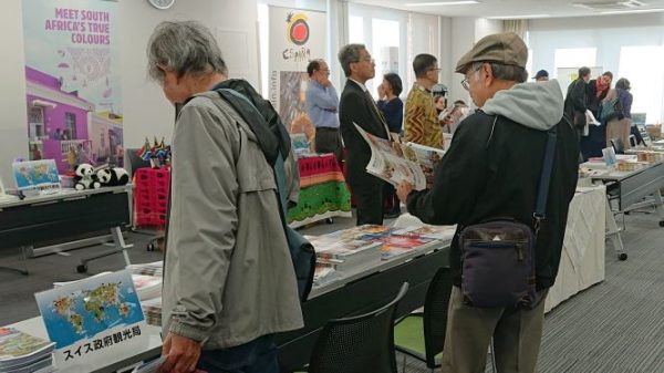 新たな海外旅行先を 海外旅フェスタに1400人 Jata 旬刊旅行新聞 株式会社旅行新聞新社